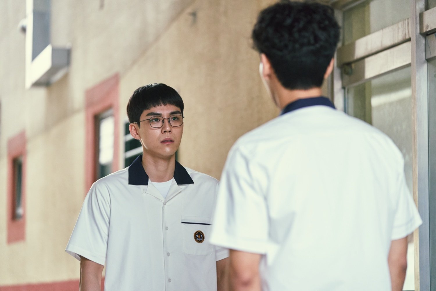 《親愛的X》金度勳身高 182 公分、與金裕貞傳假戲真做、戲劇作品推薦⋯5 件事快認識！