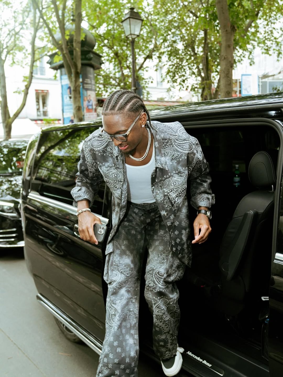 Tyrese Maxey 撐起後衛穿搭地位！六套私服穿搭展現費城時尚魅力【NBA 球星穿搭】