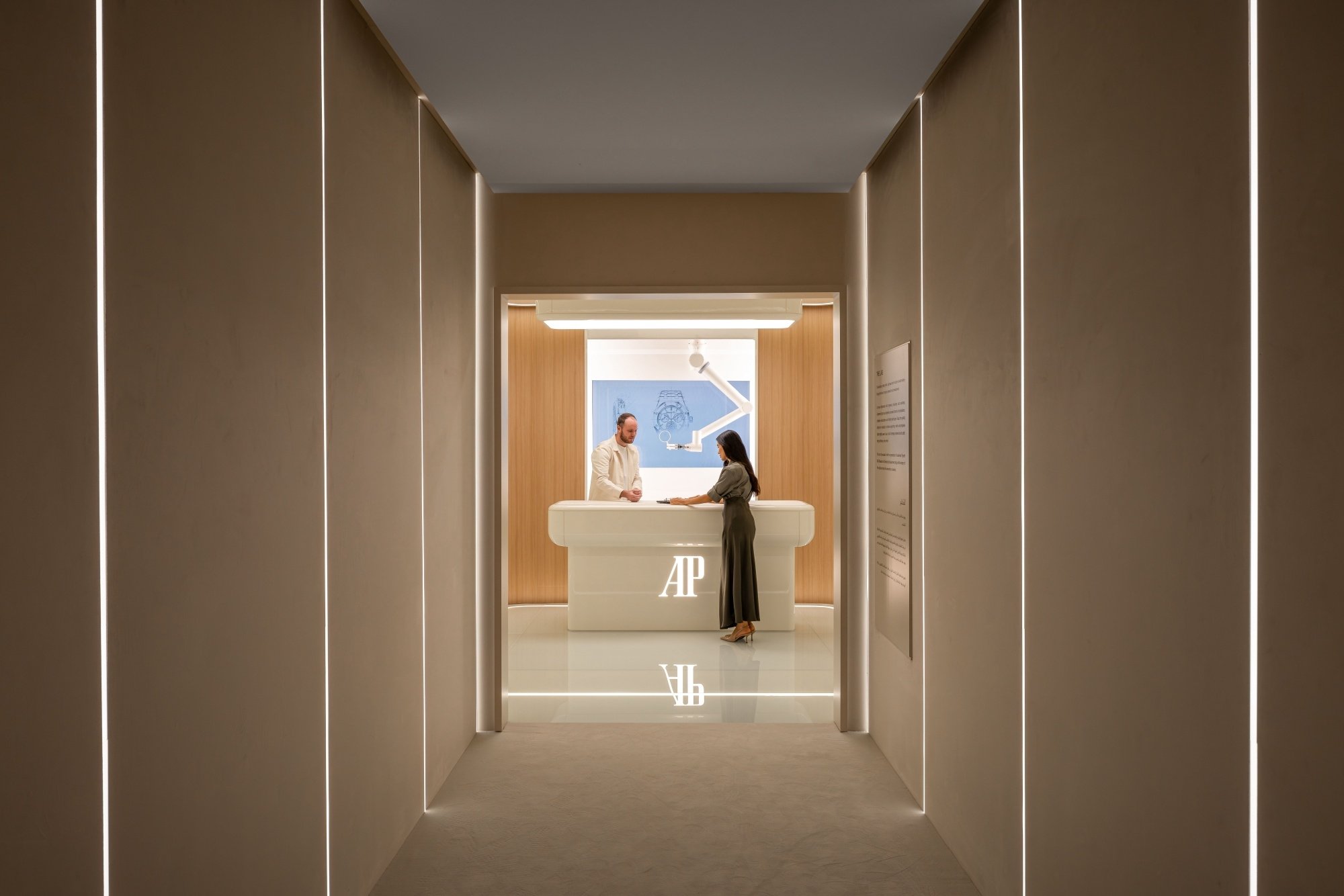 愛彼亮相杜拜鐘錶週  呈獻品牌150週年展覽