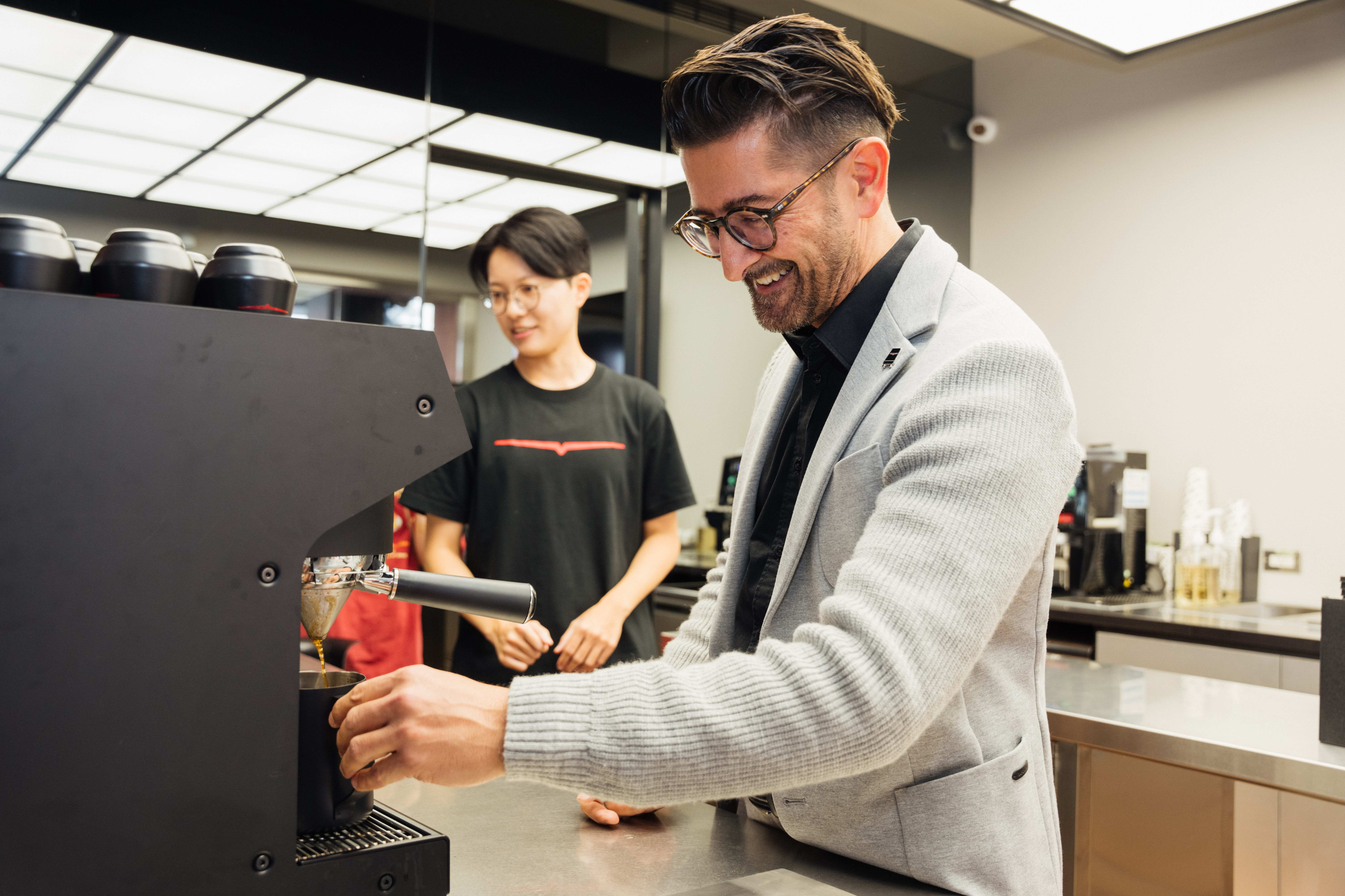 可不可熟成紅茶推出新飲品品牌 BLIKE！大里 Lab 店菜單價格、飲品特色⋯一次看！【設計・潮】