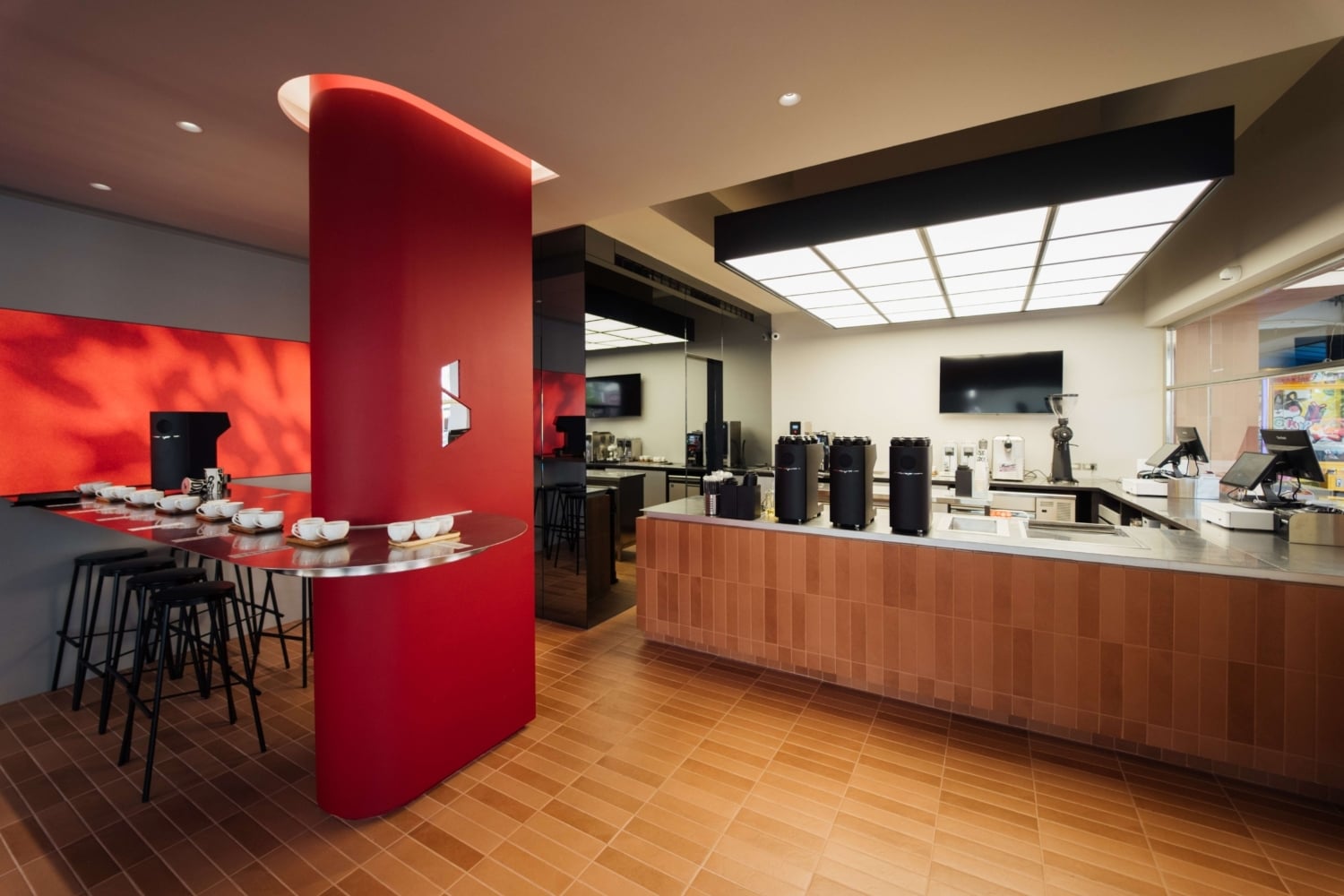 可不可熟成紅茶推出新飲品品牌 BLIKE！大里 Lab 店菜單價格、飲品特色⋯一次看！【設計・潮】