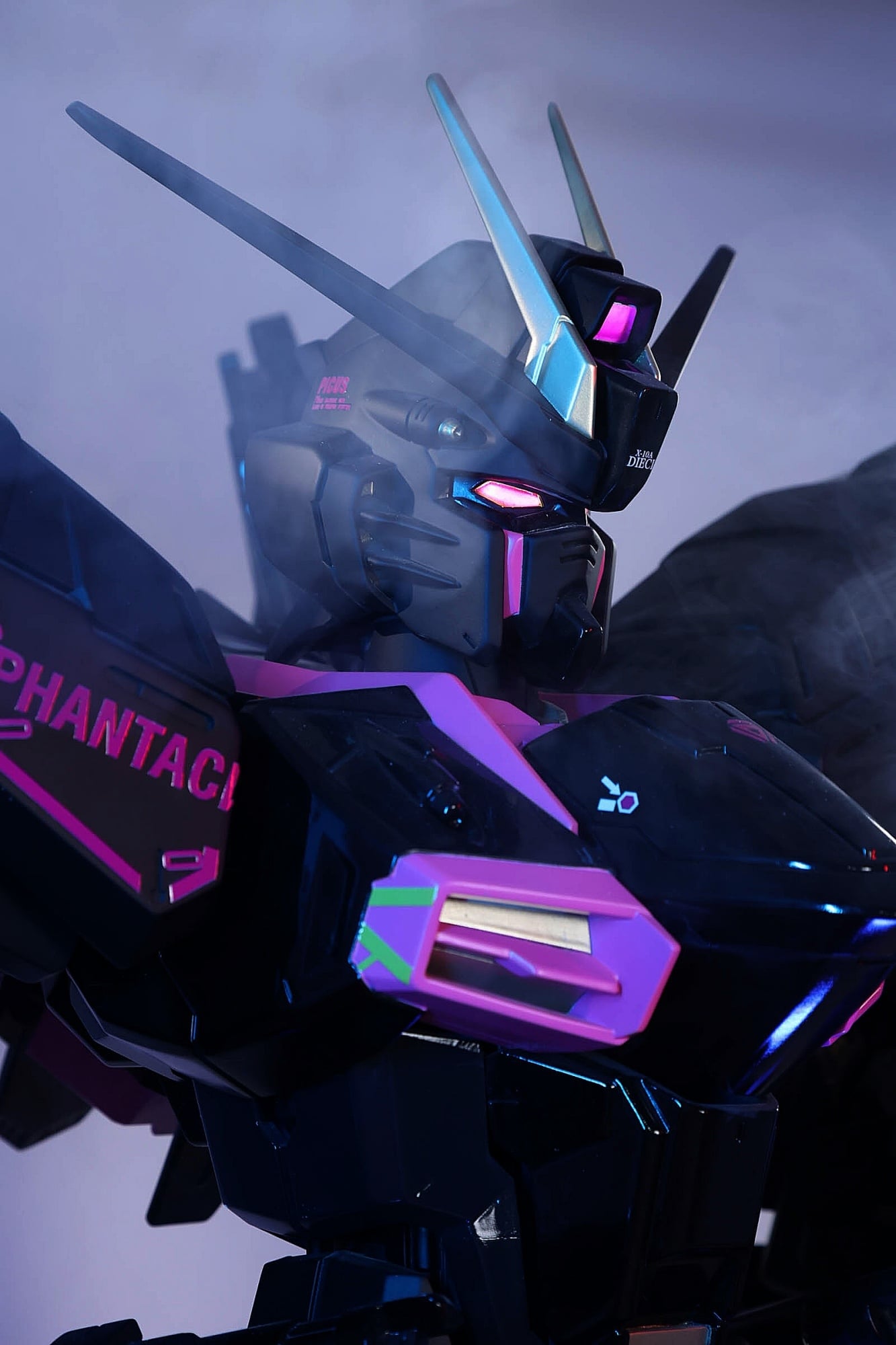 PHANTACI 再度攜手 GUNDAM：推出全新 MG1/100 拼裝模型 與 Metal build 合金模型 開啟鋼彈宇宙新篇章