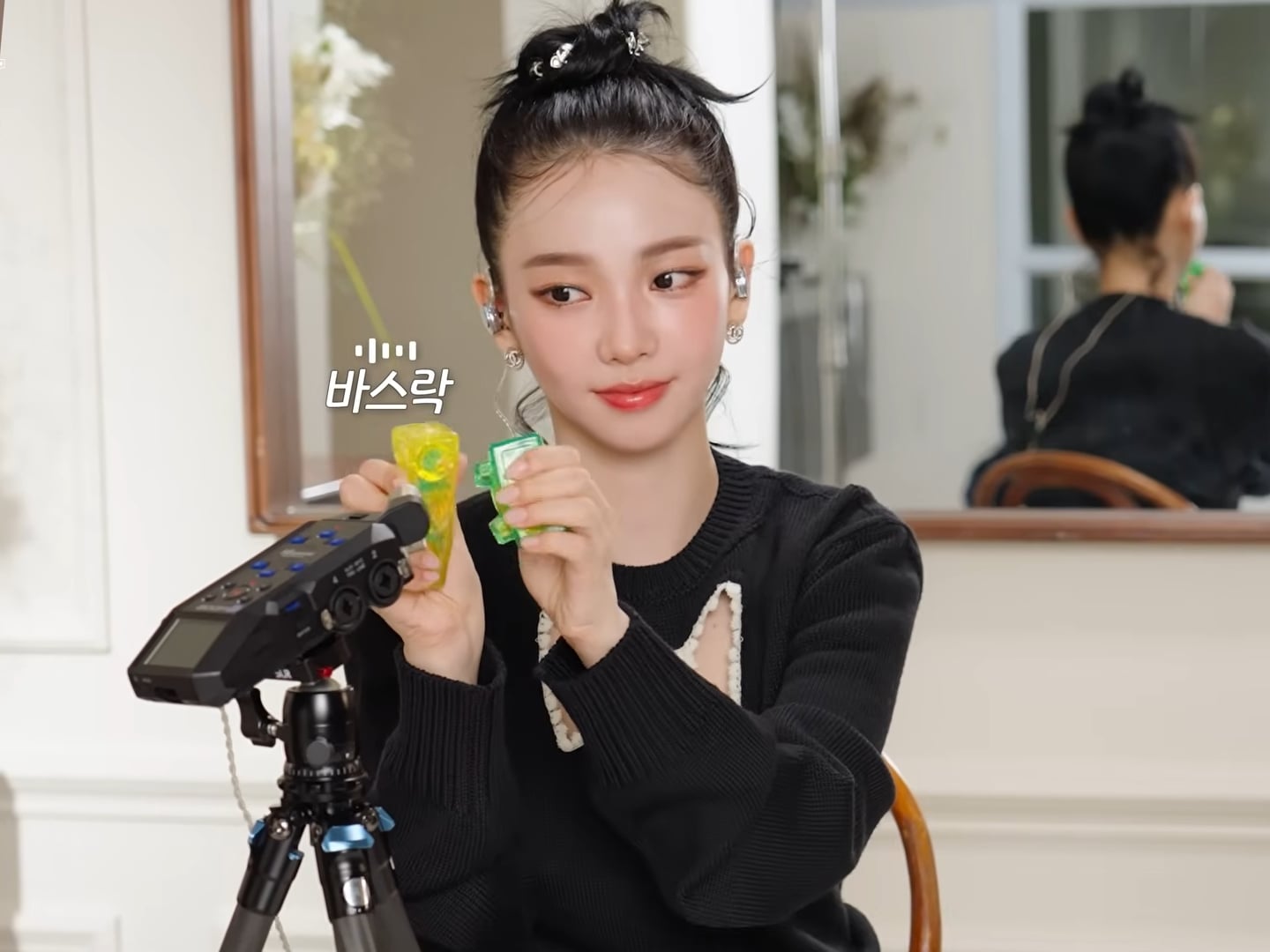 aespa Karina 美國被搭訕要 IG！當下害羞「反差萌」粉絲笑翻！