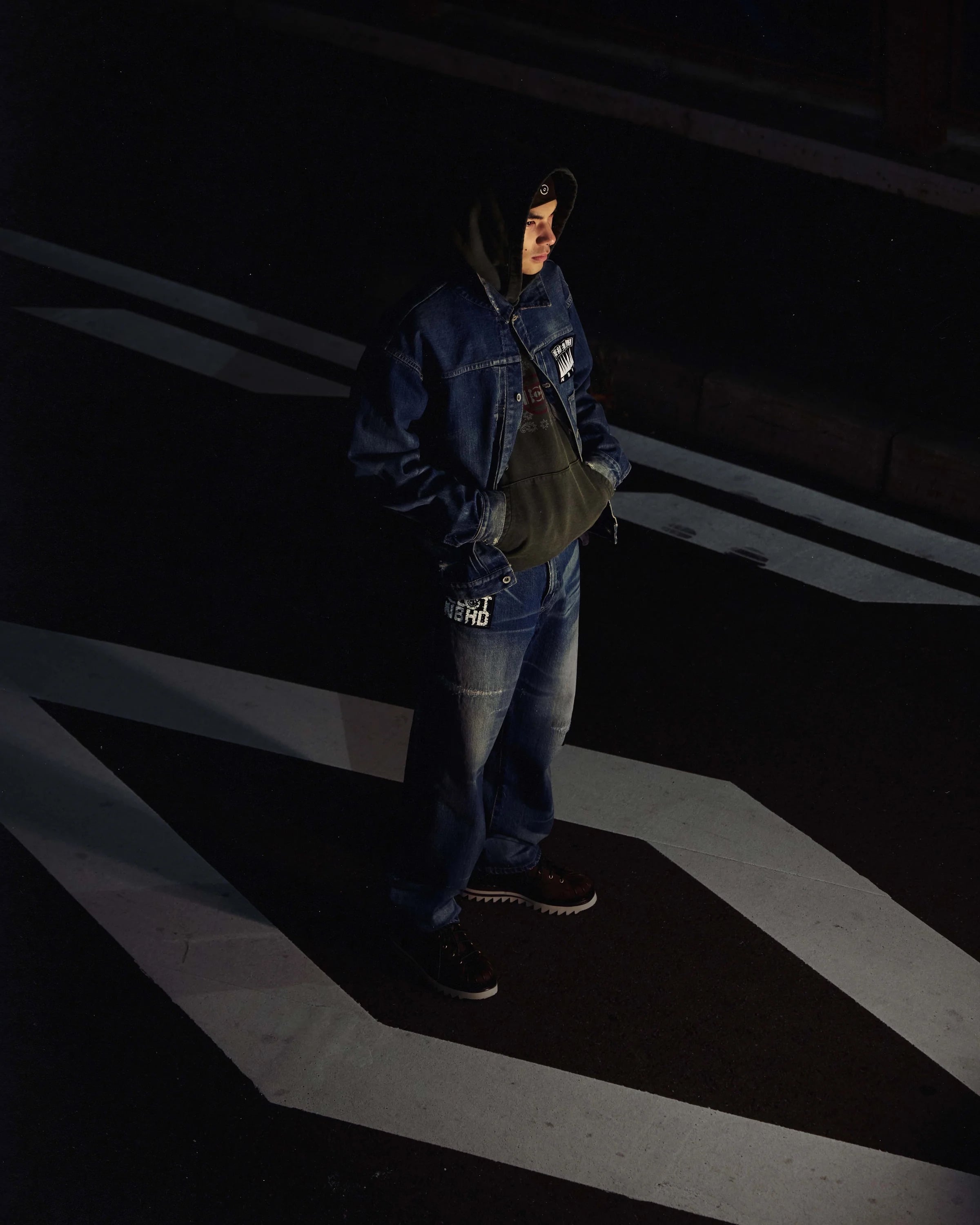 CLOT x NEIGHBORHOOD 全新聯名系列登場!陳冠希最愛 2004 牛王經典回歸