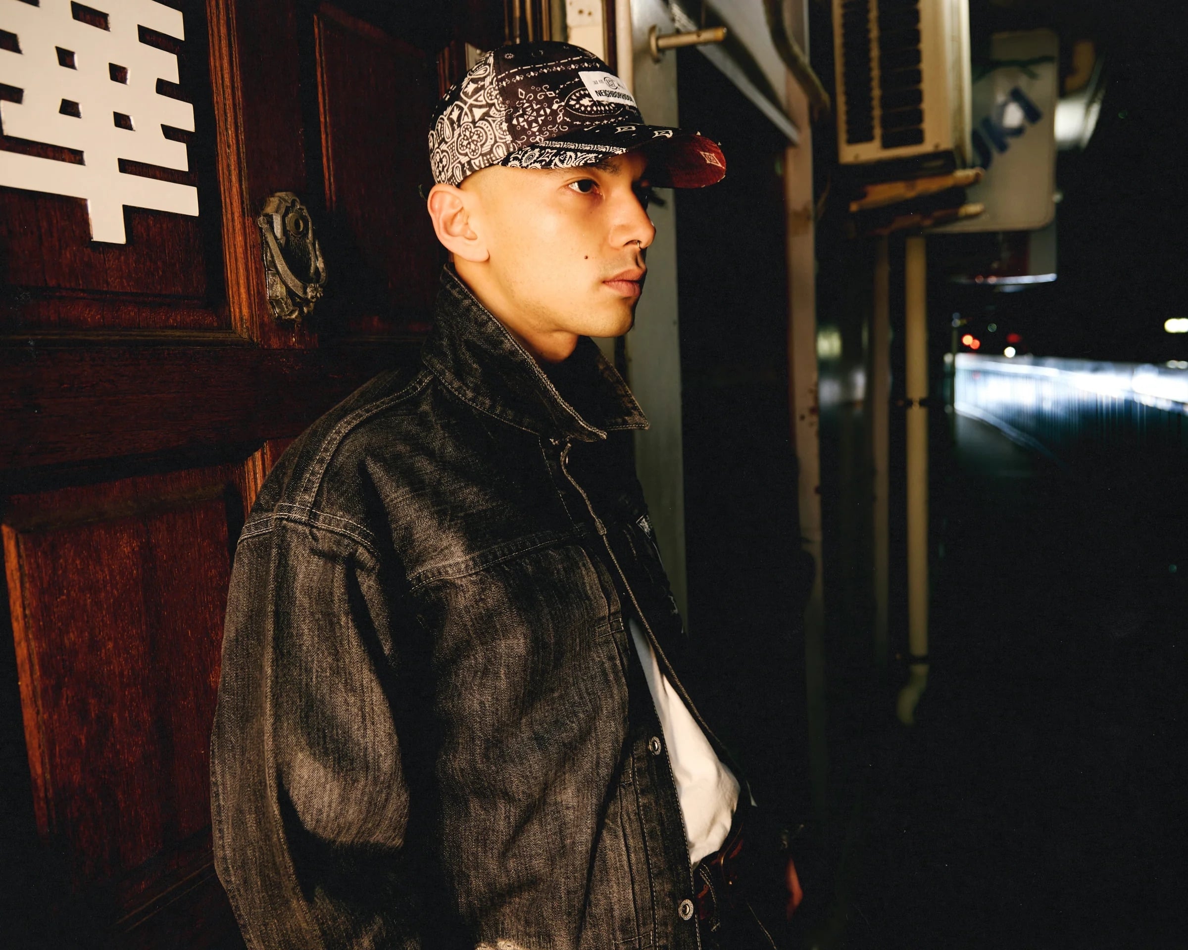 CLOT x NEIGHBORHOOD 全新聯名系列登場!陳冠希最愛 2004 牛王經典回歸