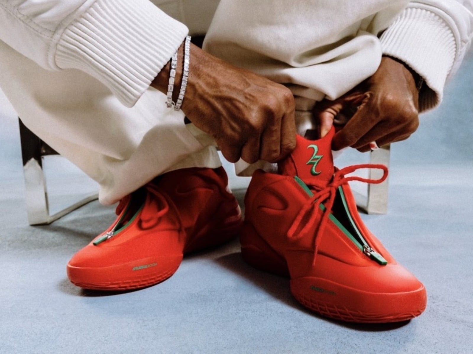 Converse SHAI 001 全新配色 WINTER RED 登場！冬青果紅色調散發濃厚聖誕氣息！