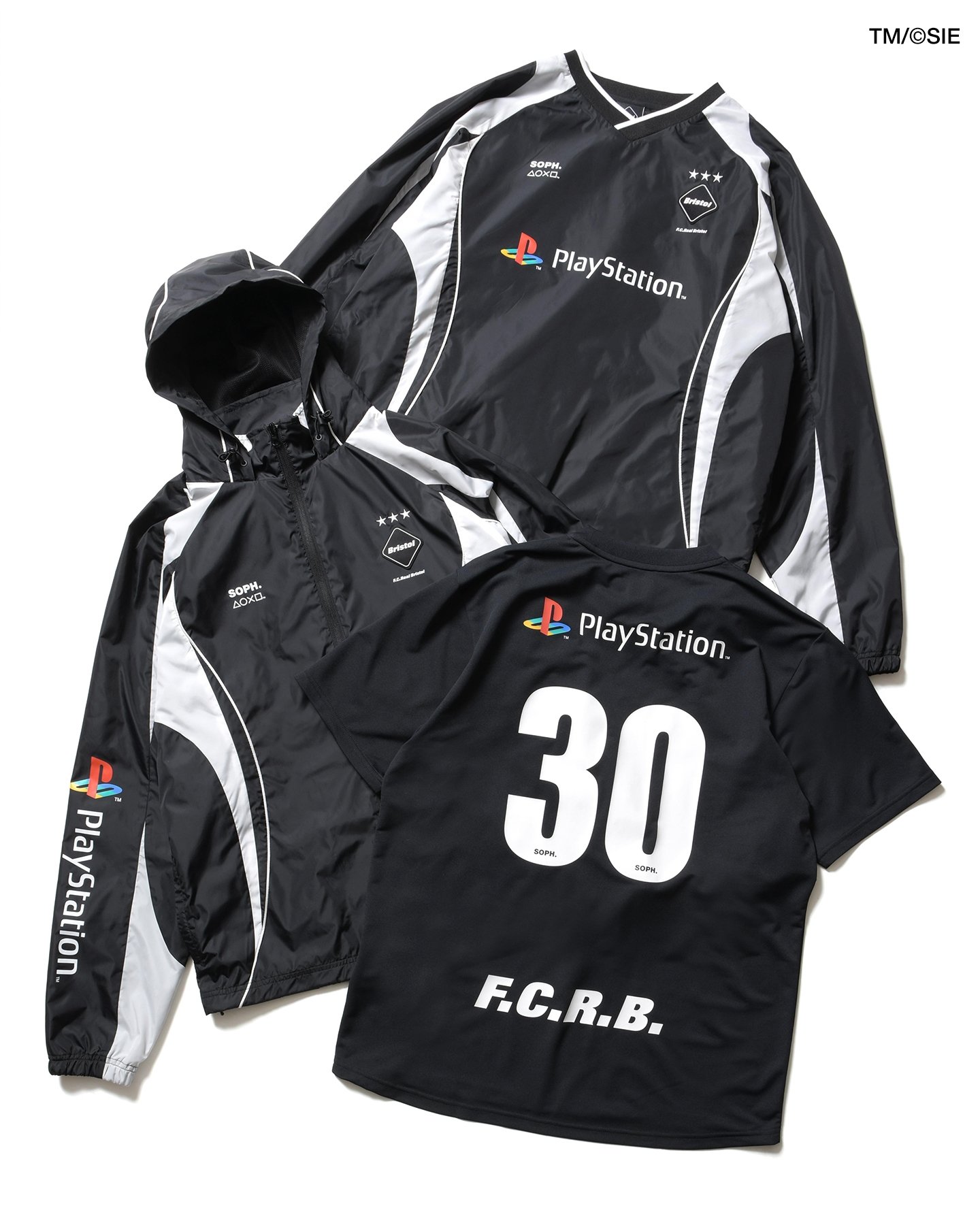 慶祝 PlayStation 30 週年!F.C.Real Bristol 跨界聯名,台北限定單品將在信義 A9 快閃店開賣!