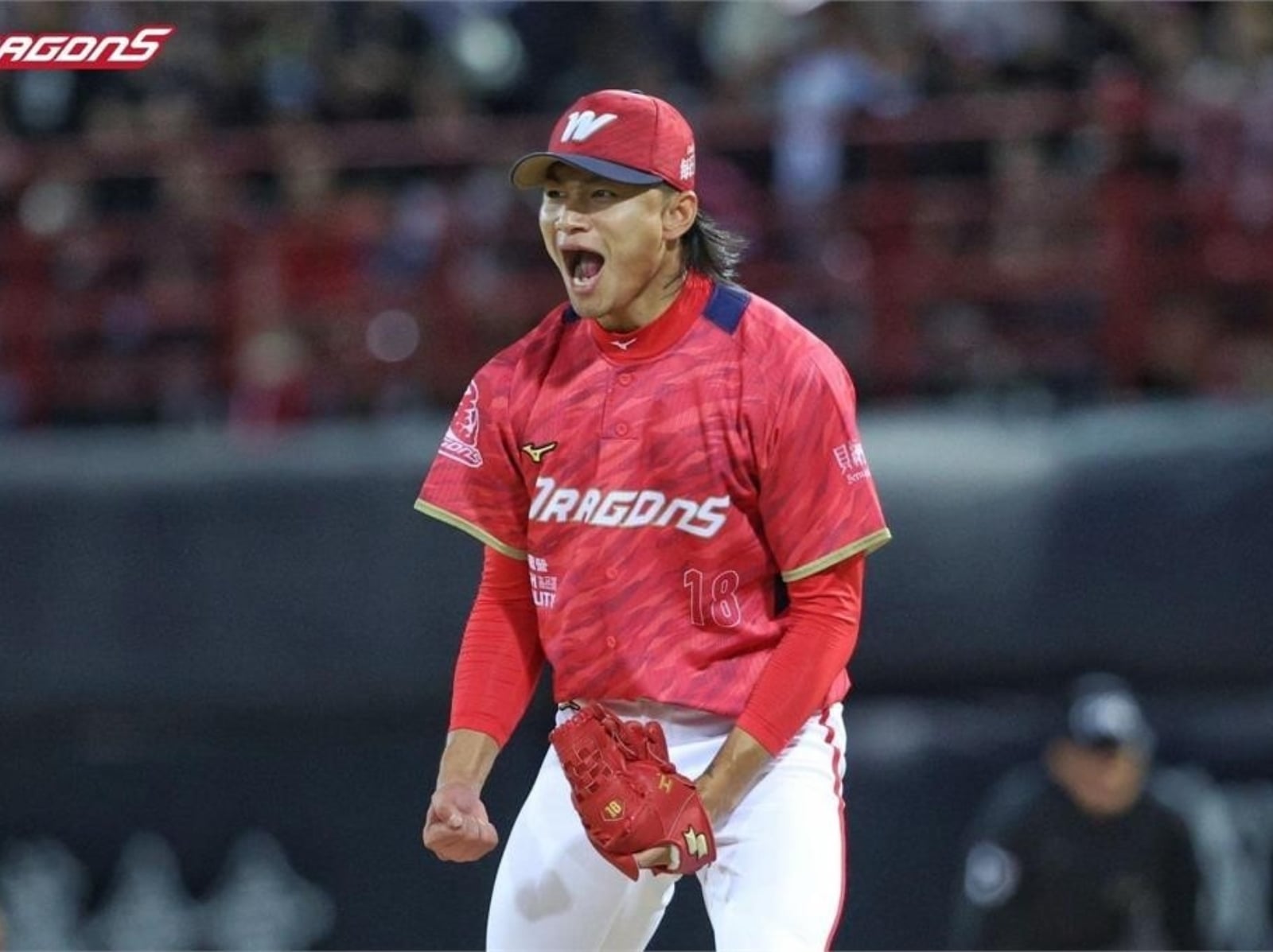 徐若熙正式加盟福岡軟銀鷹！「龍之子」3 年 15 億日圓年薪暴漲 20 倍！