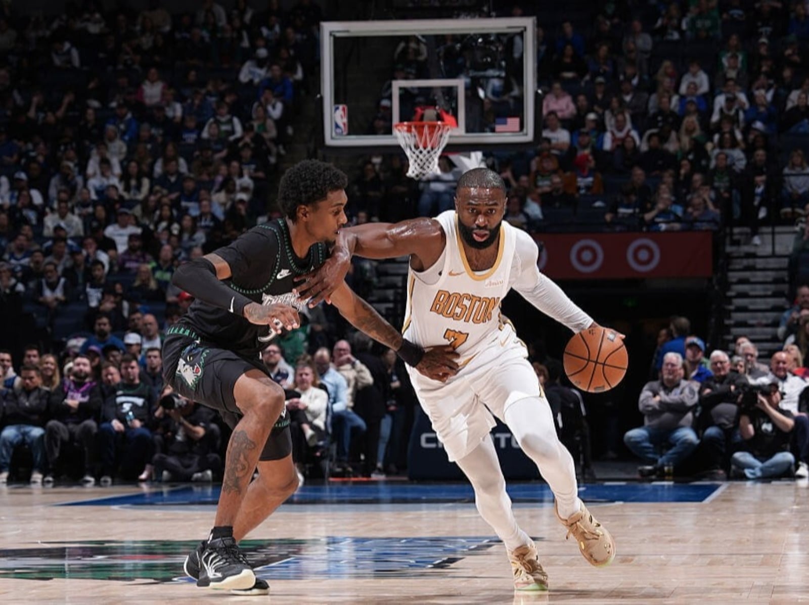 NBA／Jaylen Brown 深受髮際線後退困擾！Rudy Gobert 要對方「學他剃光頭」！