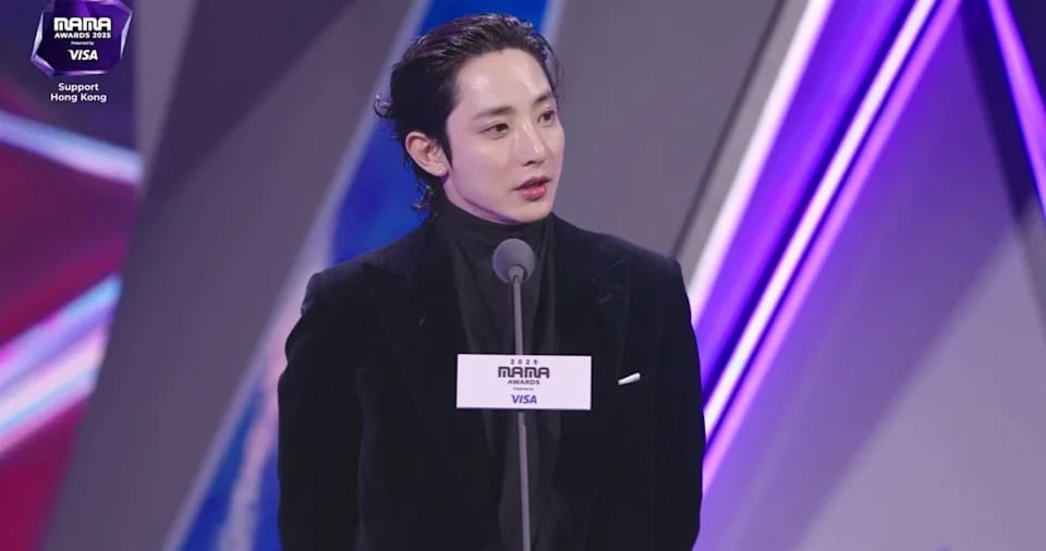 GD 稱霸 2025 MAMA！李洙赫頒獎上演兄弟甜互動，權志龍喊：「下次換我頒給你！」