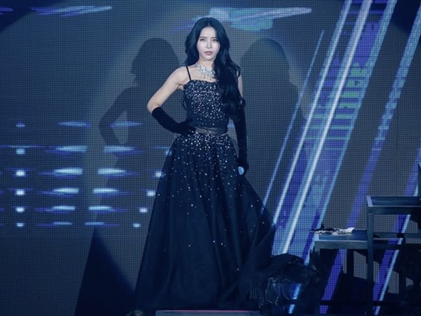 頌樂 Solar 台北開唱全程中文互動！粉絲慫恿置產她秒回：「昨天才說想買！」