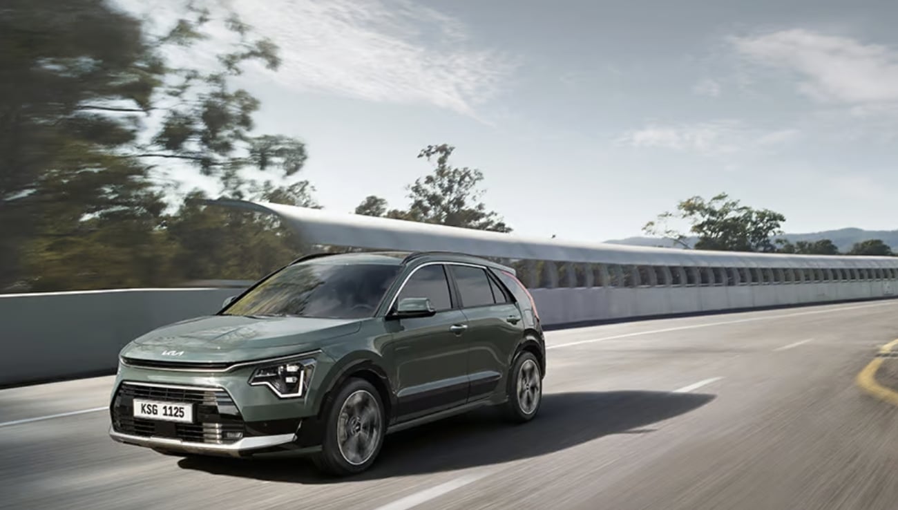 2025 10 大省油中型休旅榜單出爐!Toyota 僅排第三、第一名每公升 22.53 公里!