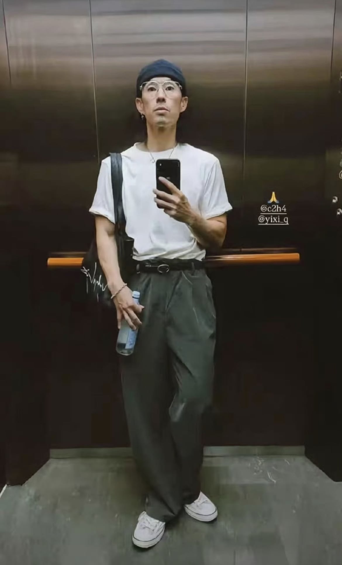 吳建豪暴瘦 20 公斤臉凹骨突!網驚:「經歷了什麼⋯」