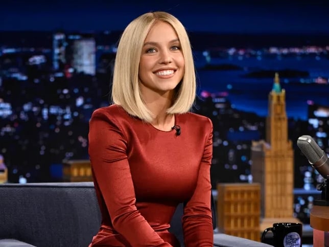 席德妮史威尼 Sydney Sweeney 髮型遭批：「像《飢餓遊戲》Effie 姪女」髮型師火速回擊了！