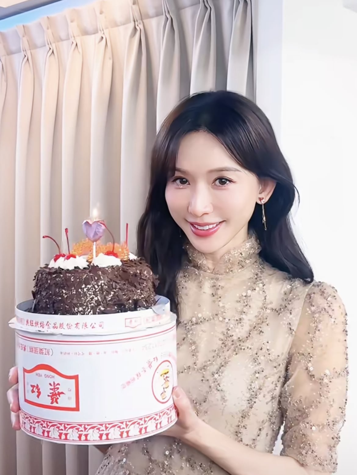 林志玲 51 歲慶生感動淚崩!逆齡狀態網驚呼:「不敢相信!」