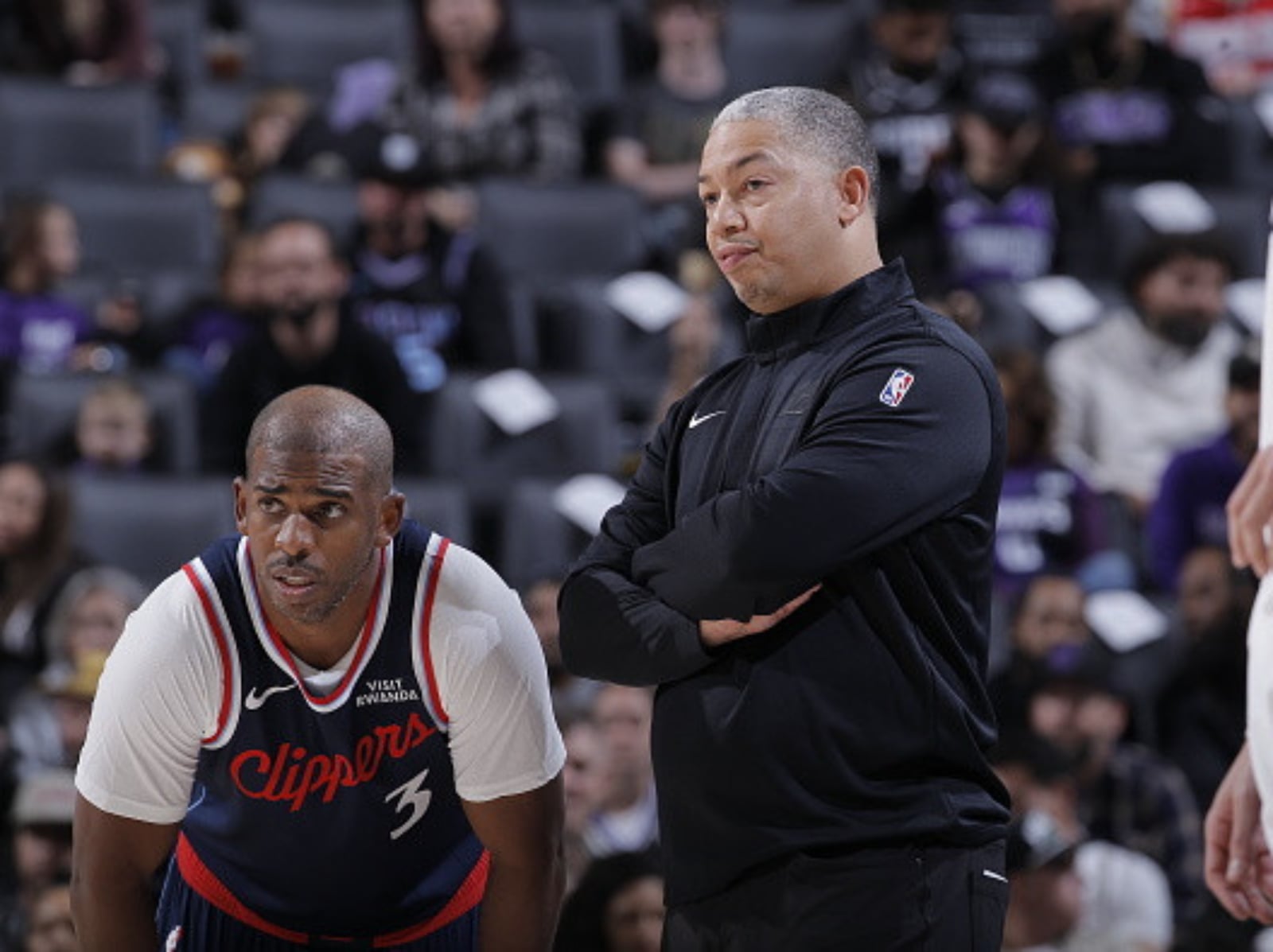 NBA／Chris Paul 遭快艇裁掉內幕曝光！批評隊友及高層、與教練 Lue 完全零互動！