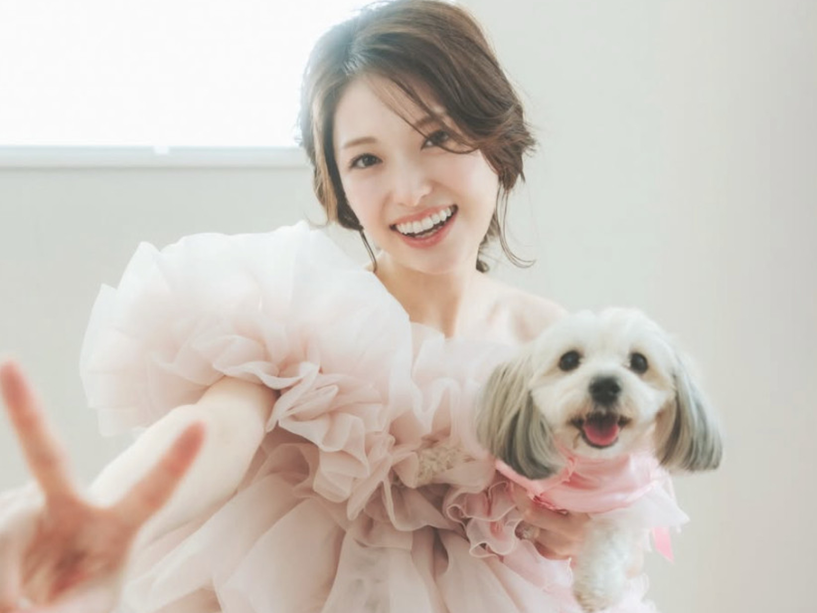 「乃木坂46」松村沙友理婚紗照曝光！33 歲女神奉子成婚嫁圈外人！