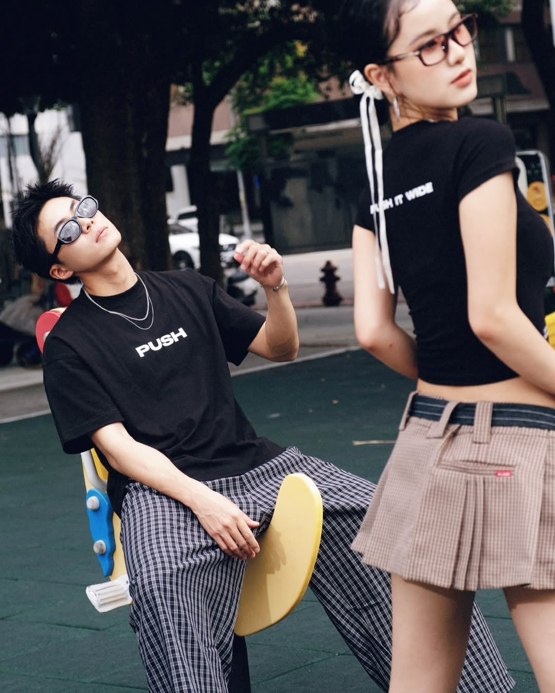 越南寬褲天王 PUSH PUSH 來台灣了!FLOM_ 聯名款曝光,多款未公開新作首次登場⋯網友狂喊必買!