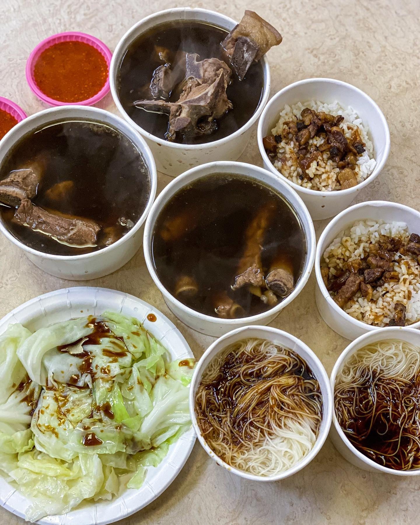 2025 士林夜市美食推薦必吃總整理｜地址、營業時間、停車資訊⋯一次看！