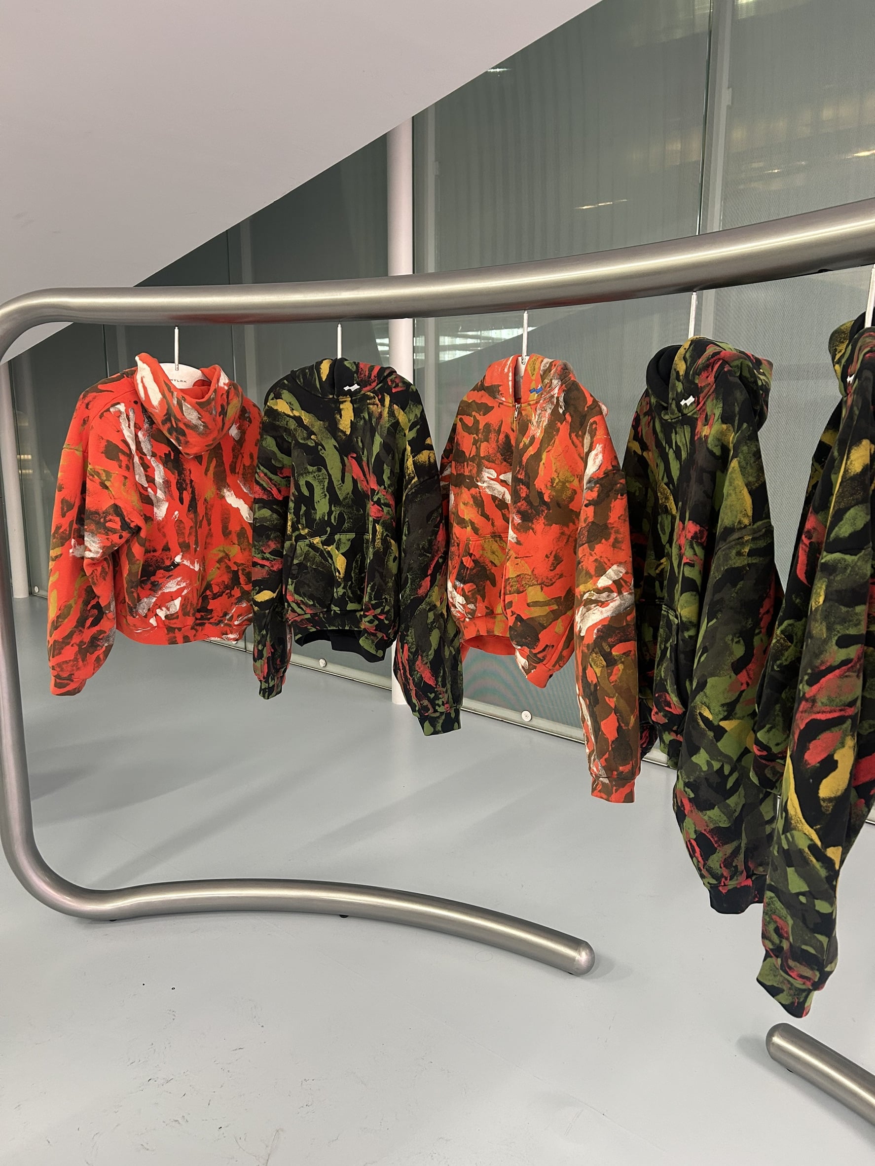 Justin Bieber 個人品牌 SKYLRK 東京快閃店直擊！現場空間、單品亮點一次看