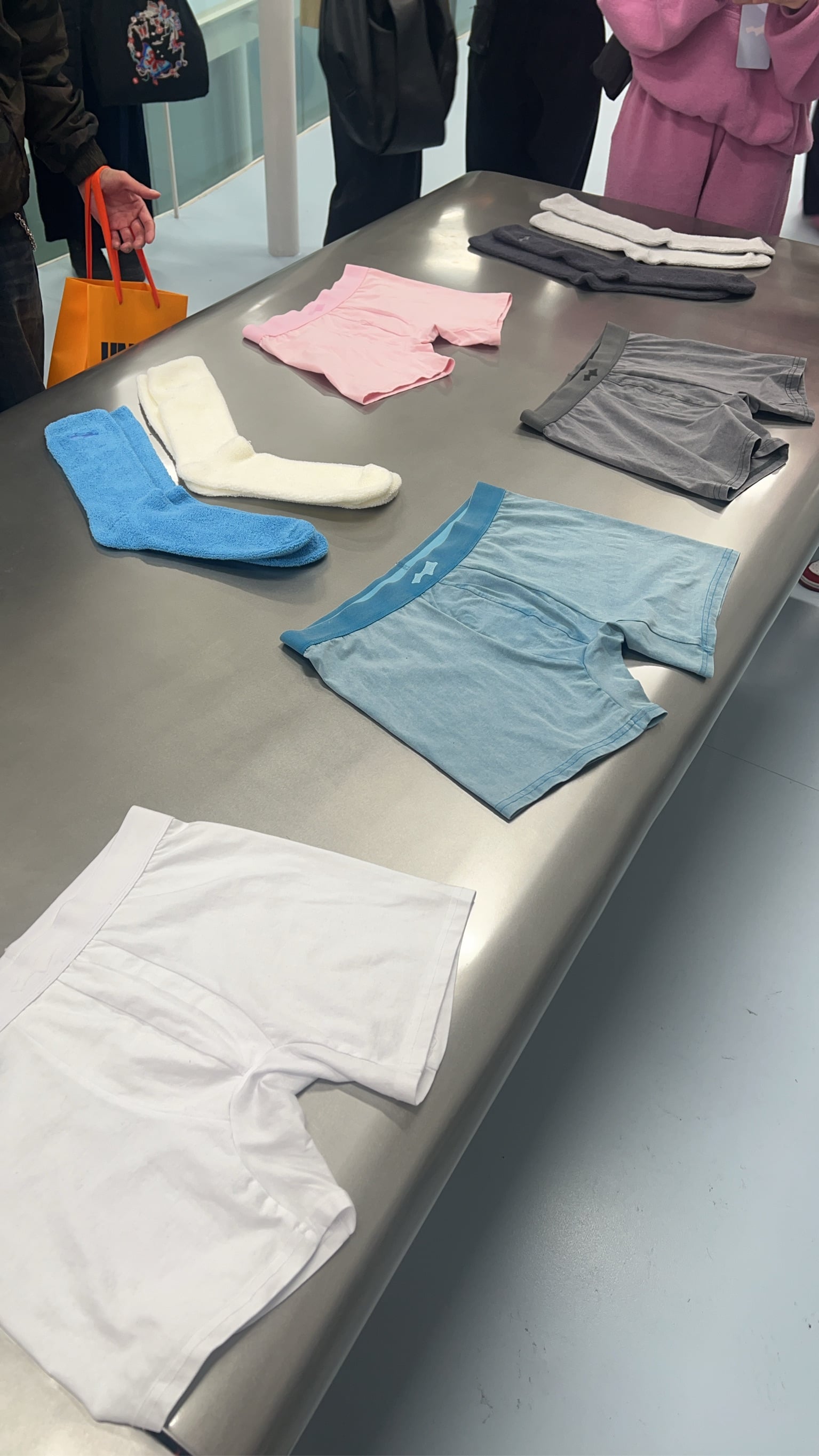 Justin Bieber 個人品牌 SKYLRK 東京快閃店直擊！現場空間、單品亮點一次看