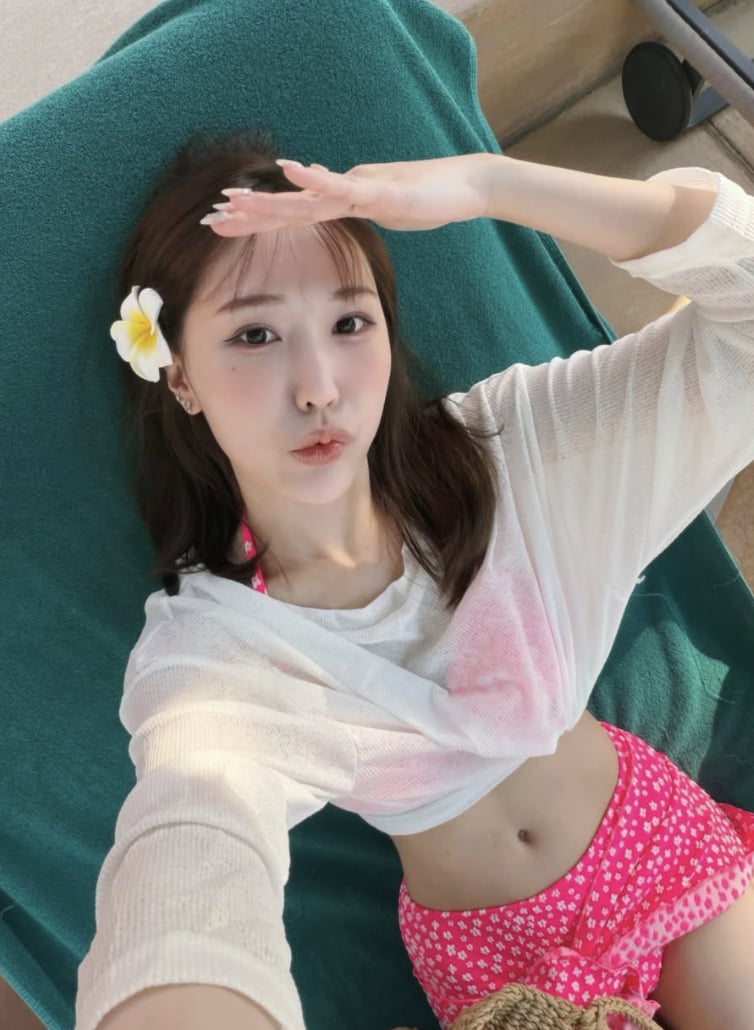 YTR Joeman 新戀情曝光！20 萬粉網美蕭伊出國、看演唱會全被抓包！