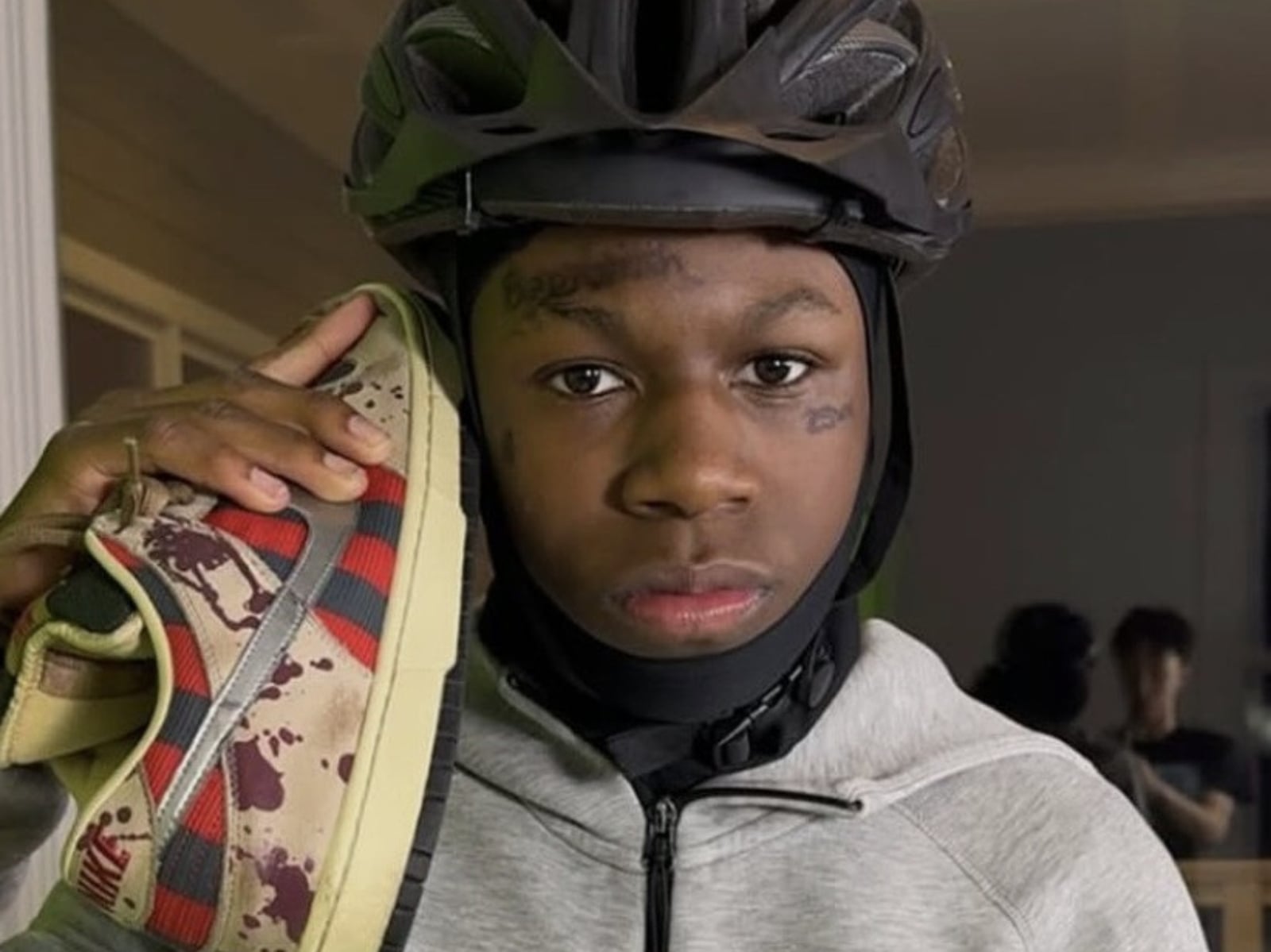 RaKai 沃爾瑪直播風波遭 Twitch 禁播 730 天！當面對質執行長引爆話題