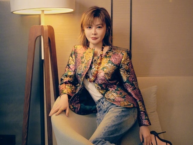 關之琳身高 170 公分凍齡近況曝光！63 歲狀態超好引網驚：「果然是女神！」