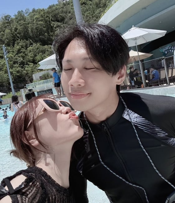 YTR 這群人尼克宣布和老婆賣房！坦言：「計劃總是趕不上變化！」