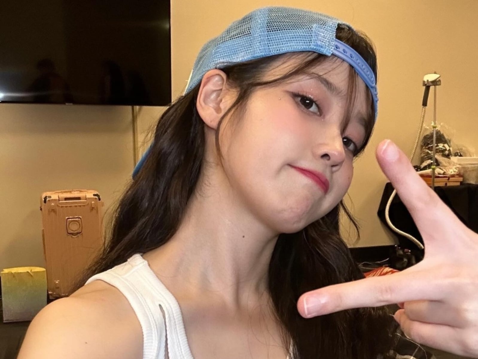 國際失敗日 IU 教我們「放過自己」：「不要太擔心每件事，反正都會過去的」