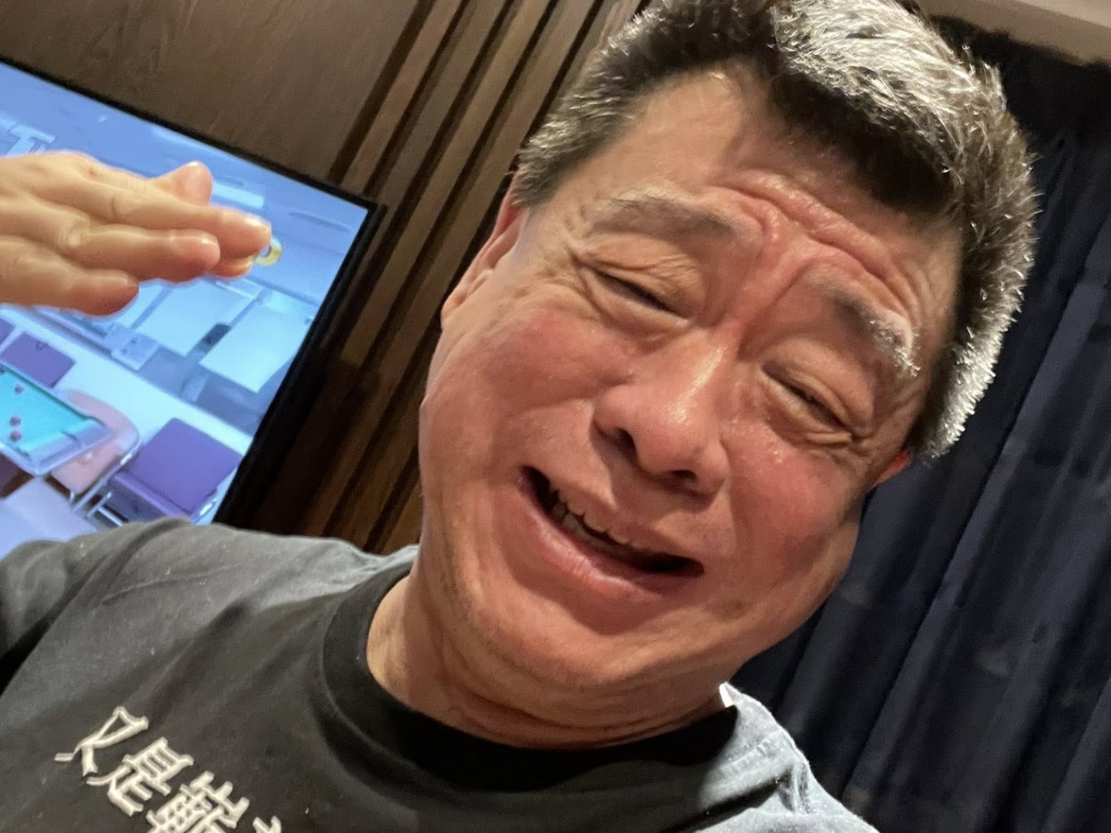 孫德榮吐血進 ICU 謠言瘋傳！本尊怒發片報平安：「我好好活著！」