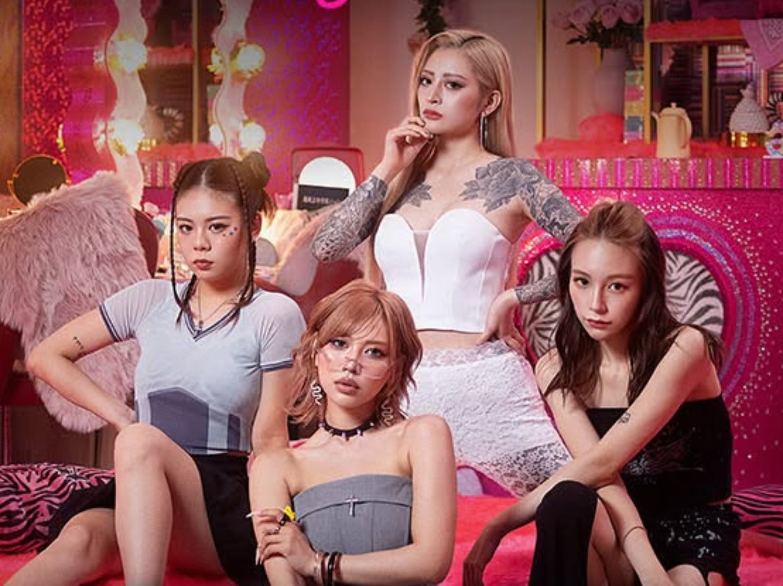 Netflix 日本戀綜《不良一族尋愛記》正式上線！11 位不良少年、少女深山尋真愛！