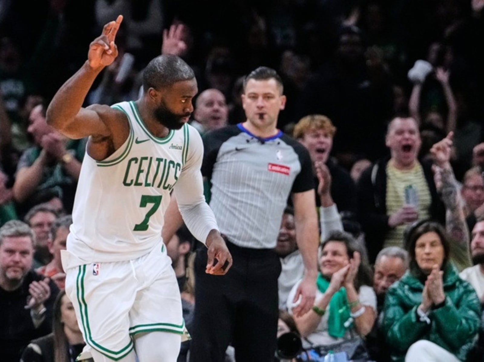 NBA／Jaylen Brown 酸現在拿 MVP 要學會假摔：「必須出賣你的靈魂！」