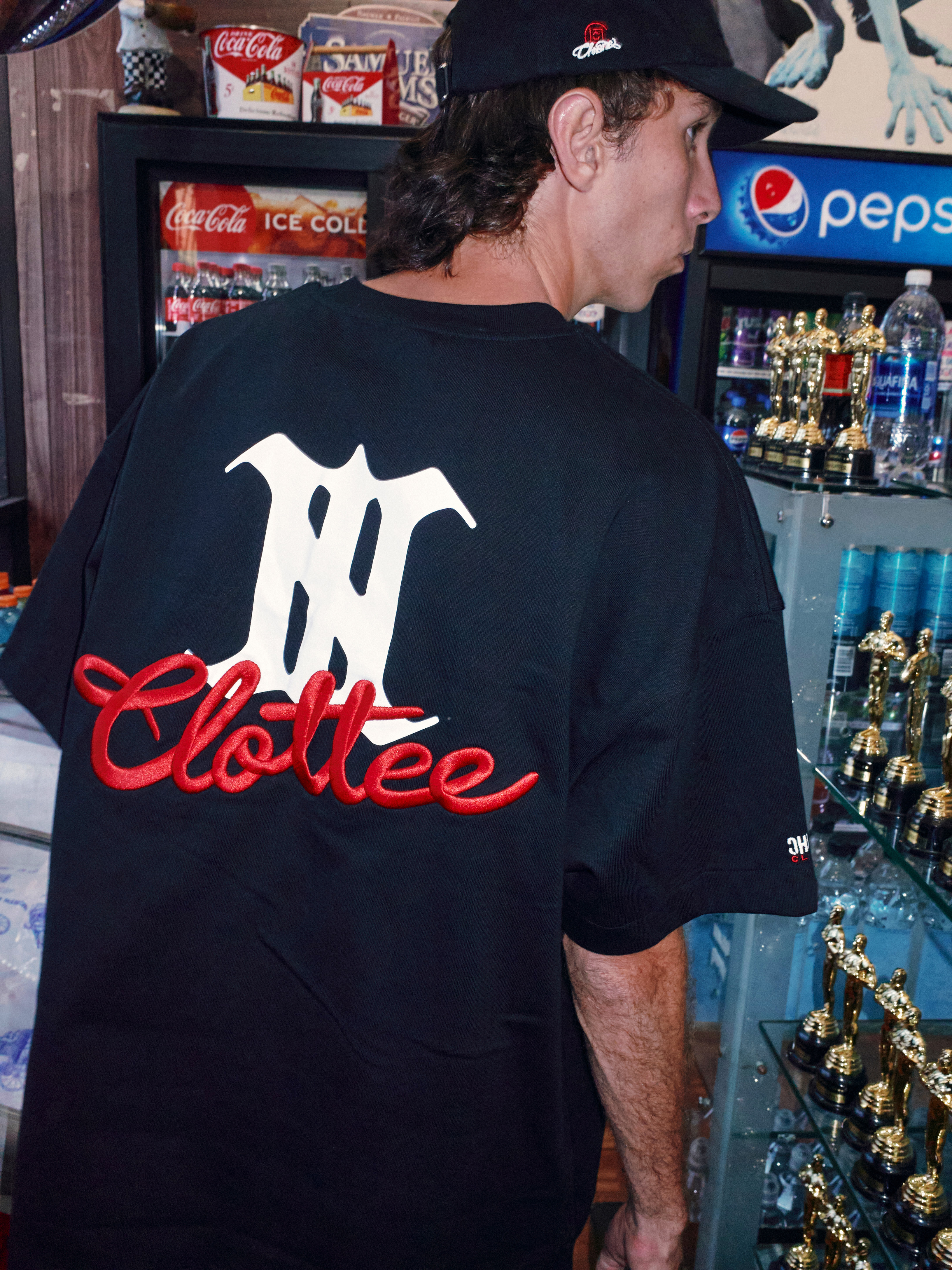 CLOTTEE × CHRONIC 首度聯名!三款單品與 JUICE 台北限定配色一次看!