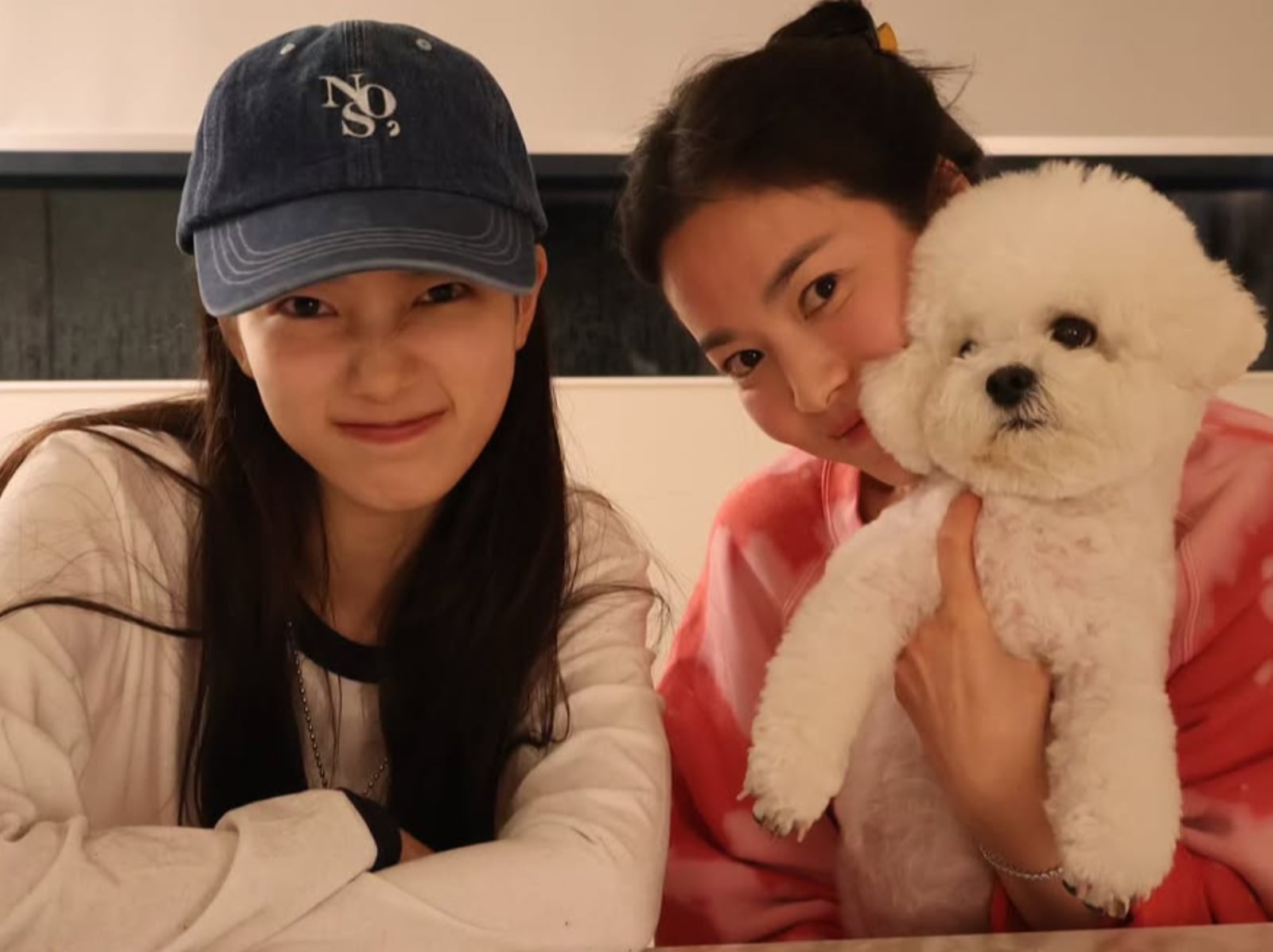 秀智送應援餐車挺宋慧喬拍新戲！孔劉吃醋吐槽：「為什麼我是順便的！」