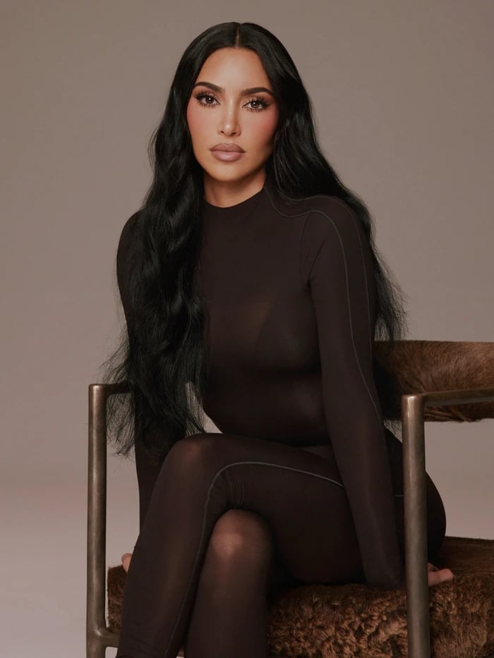 金卡戴珊 Kim Kardashian 正式加入《要塞英雄》!聯名角色、完整造型、上架日期全整理!