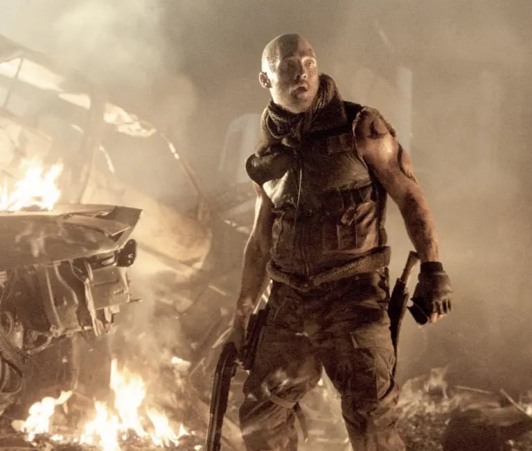 馬修麥康納 Matthew McConaughey 回憶拍《火焰末日》從 6 尺高度跳落受傷!自責嘆:「我真的挺蠢的!」