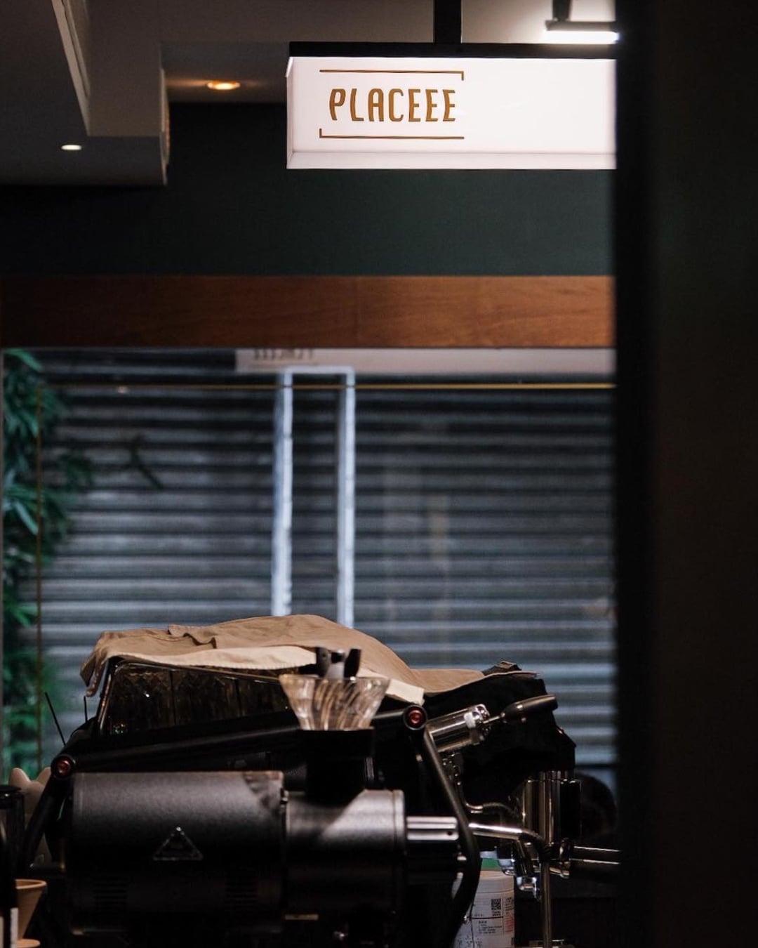 2025「8 家台北深夜咖啡廳」推薦!夜貓專屬的深夜續命好去處