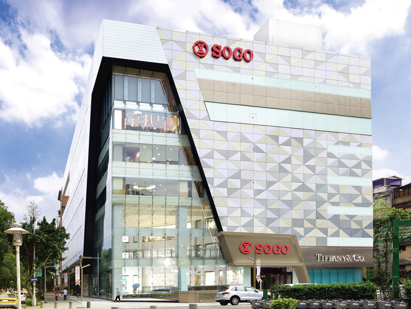 SOGO 敦化館正式熄燈！曾創 19 億營業額董事長親送最後一批客人！