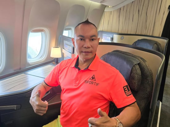 吊車大王胡漢龑「現場砸千萬」入手邁巴赫！奢華場面引網熱議：「像買玩具！」