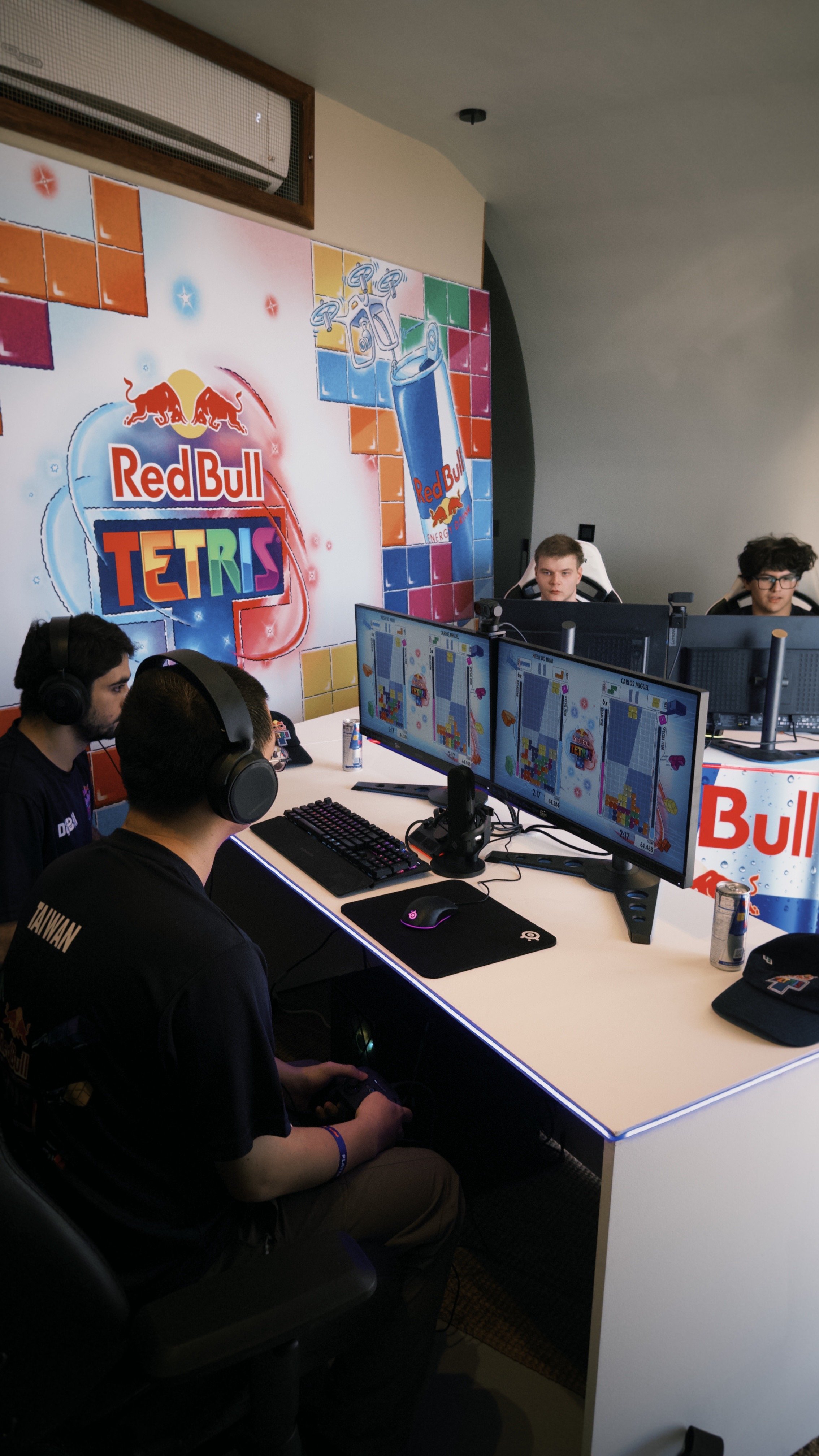 Red Bull 打造全球最狂《俄羅斯方塊》決賽!交響樂團X無人機秀震撼杜拜夜空!