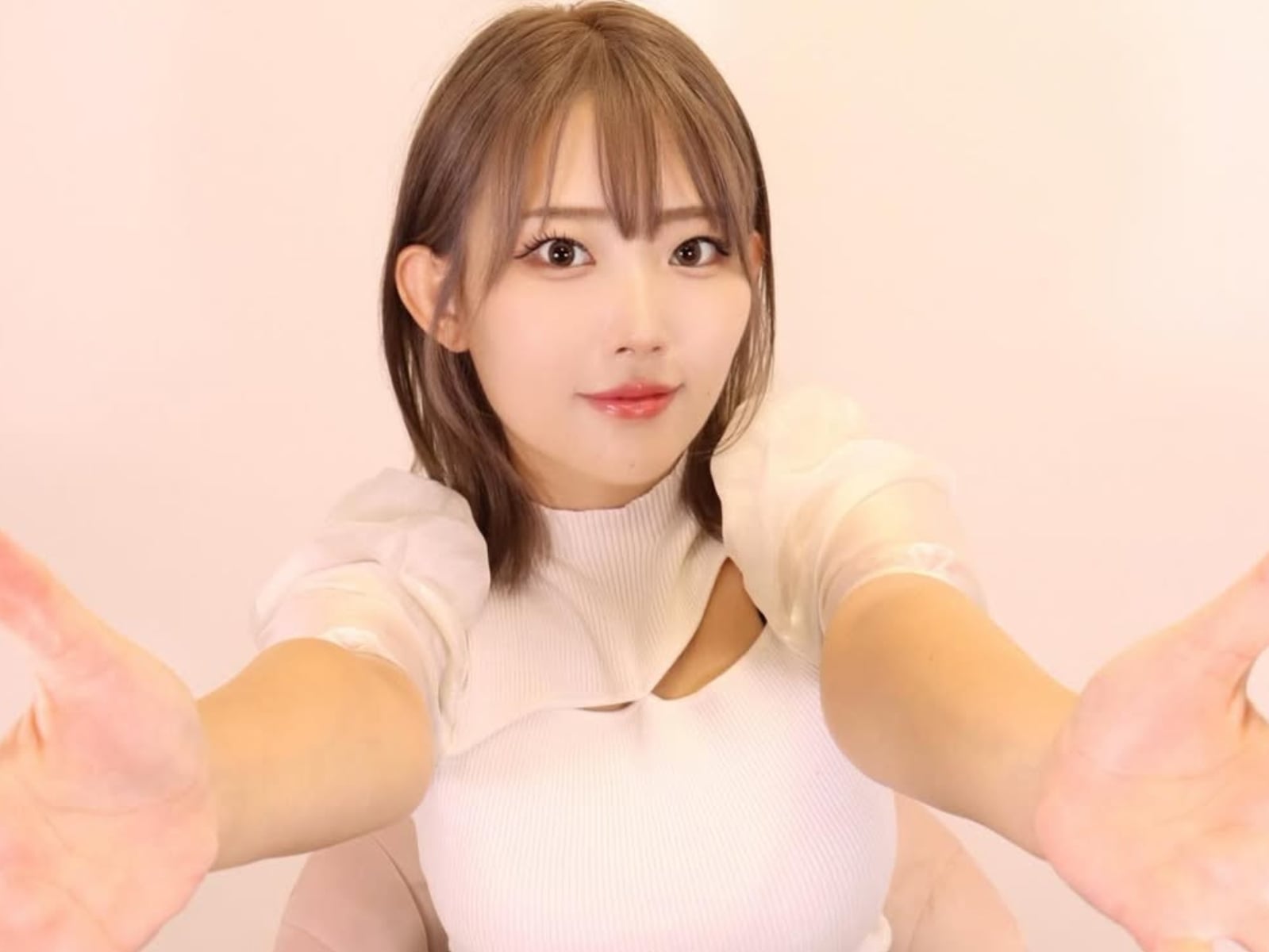 「櫻野桃」網紅轉身 AV 女優！健身美外型、大骨架身材掀業界關注！【老司J開車】