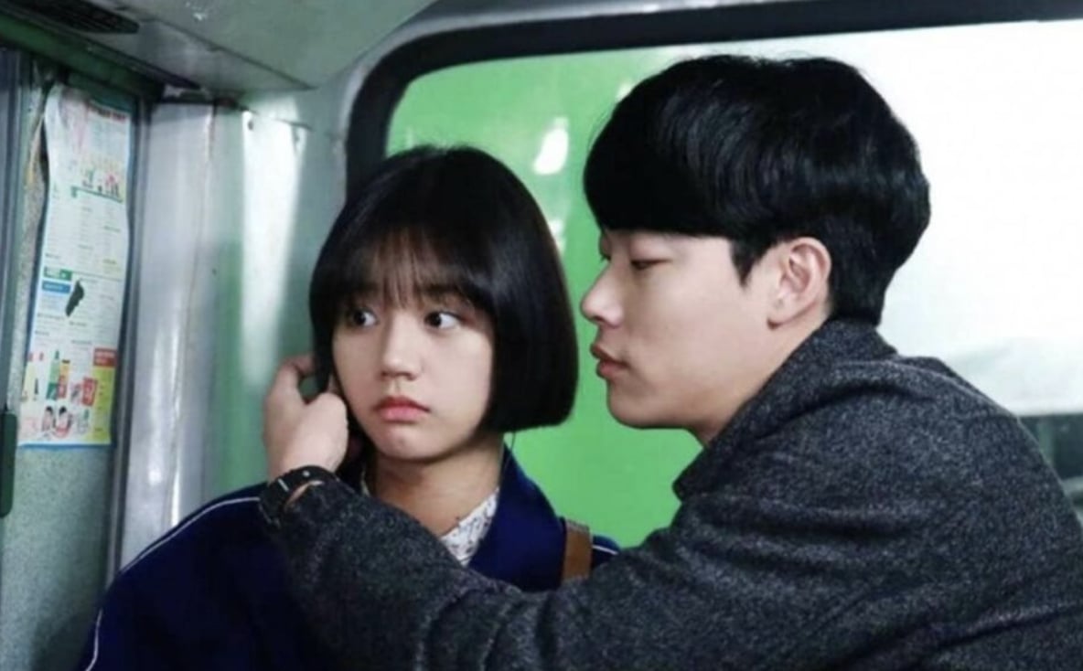 惠利、柳俊烈分手後首度合唱《請回答1988》10 週年 OST！粉絲傻眼：「有夠尷尬！」