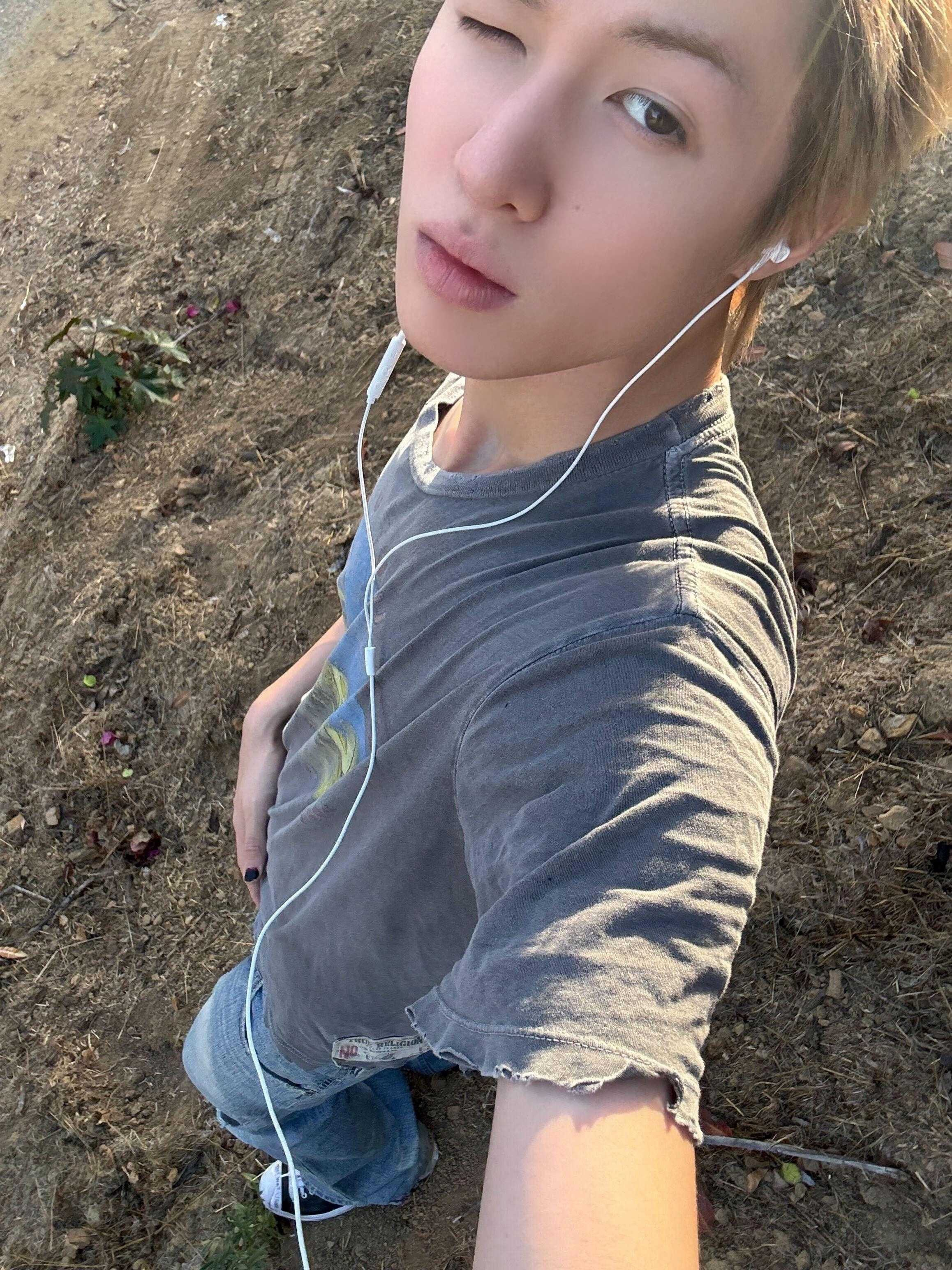 CORTIS、BLACKPINK 都在戴有線耳機！10 款話題有線耳機推薦 + 5 大優點一次看