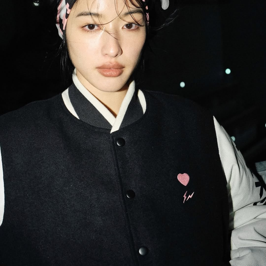 藤原浩 × BLACKPINK 第二波聯名正式登場！棒球外套、托特包、地毯⋯5 款必搶單品價格一次看！