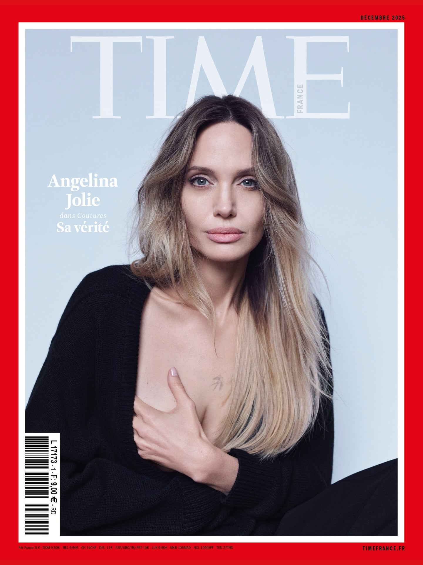 安潔莉娜裘莉 Angelina Jolie 首度公開乳房切除疤痕!坦言:「走過艱難決定的印記!」