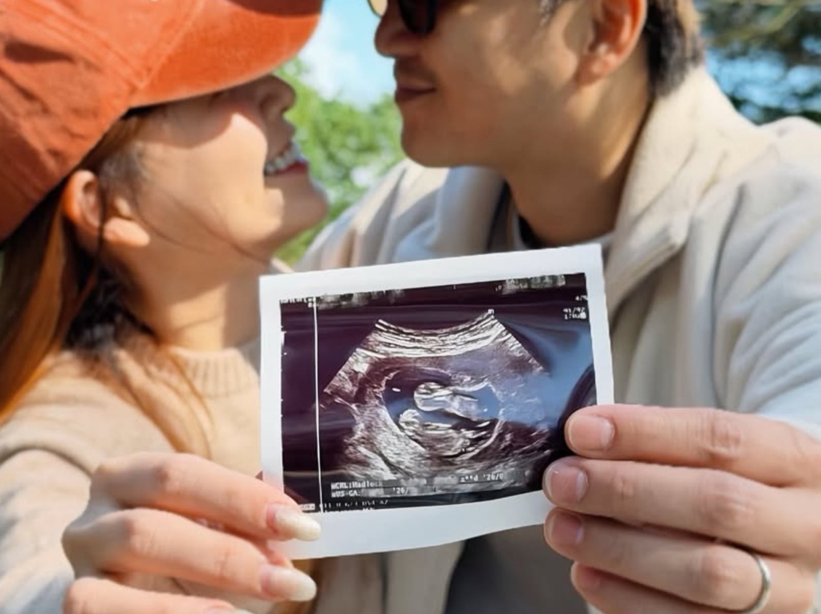 Energy 書偉宣布當爸！與謝京穎結婚 2 週年喜迎雙胞胎！