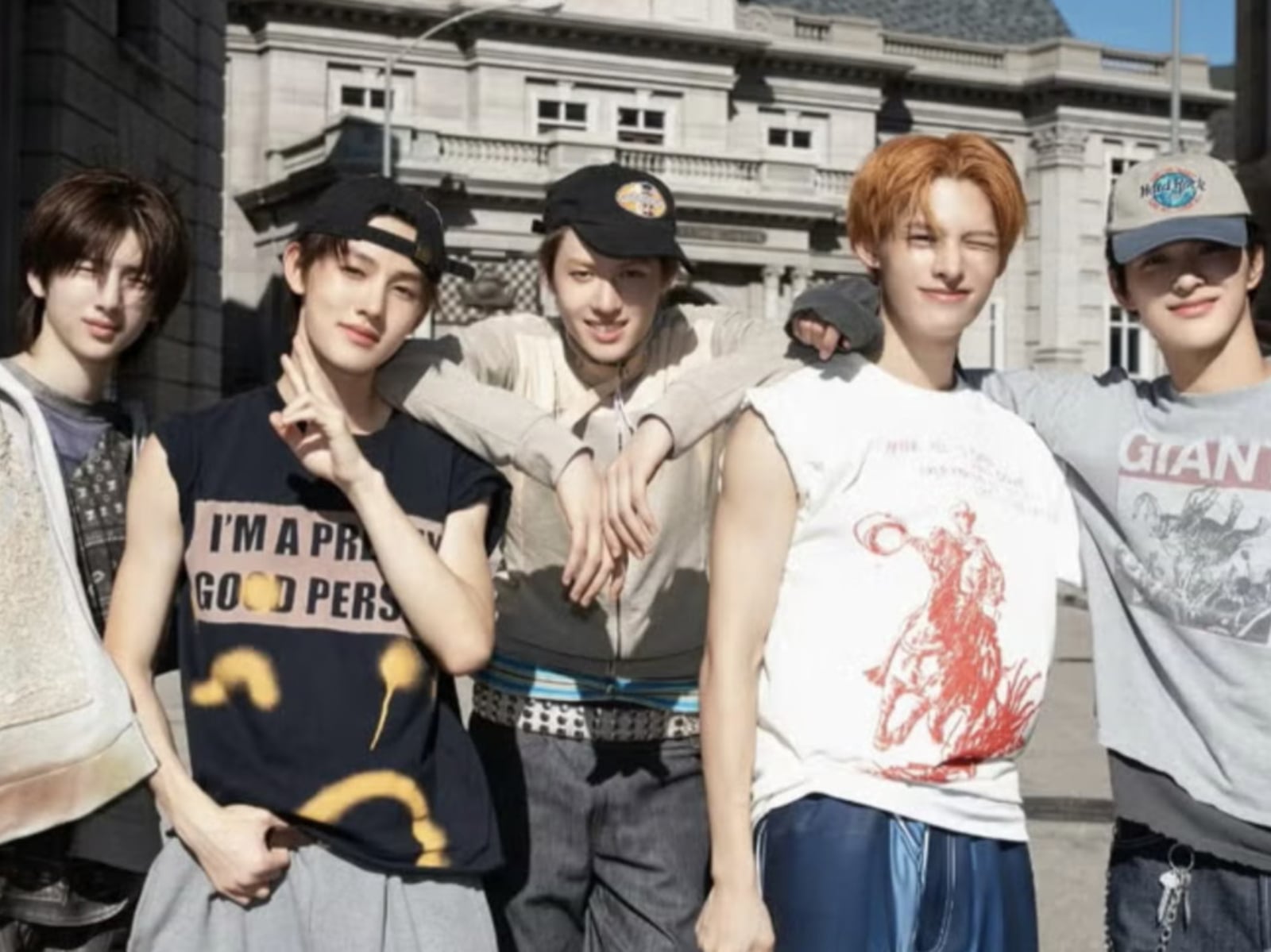 Cortis 穿搭解析｜5 位成員私服帶你認識「Cortis 風」到底怎麼穿？