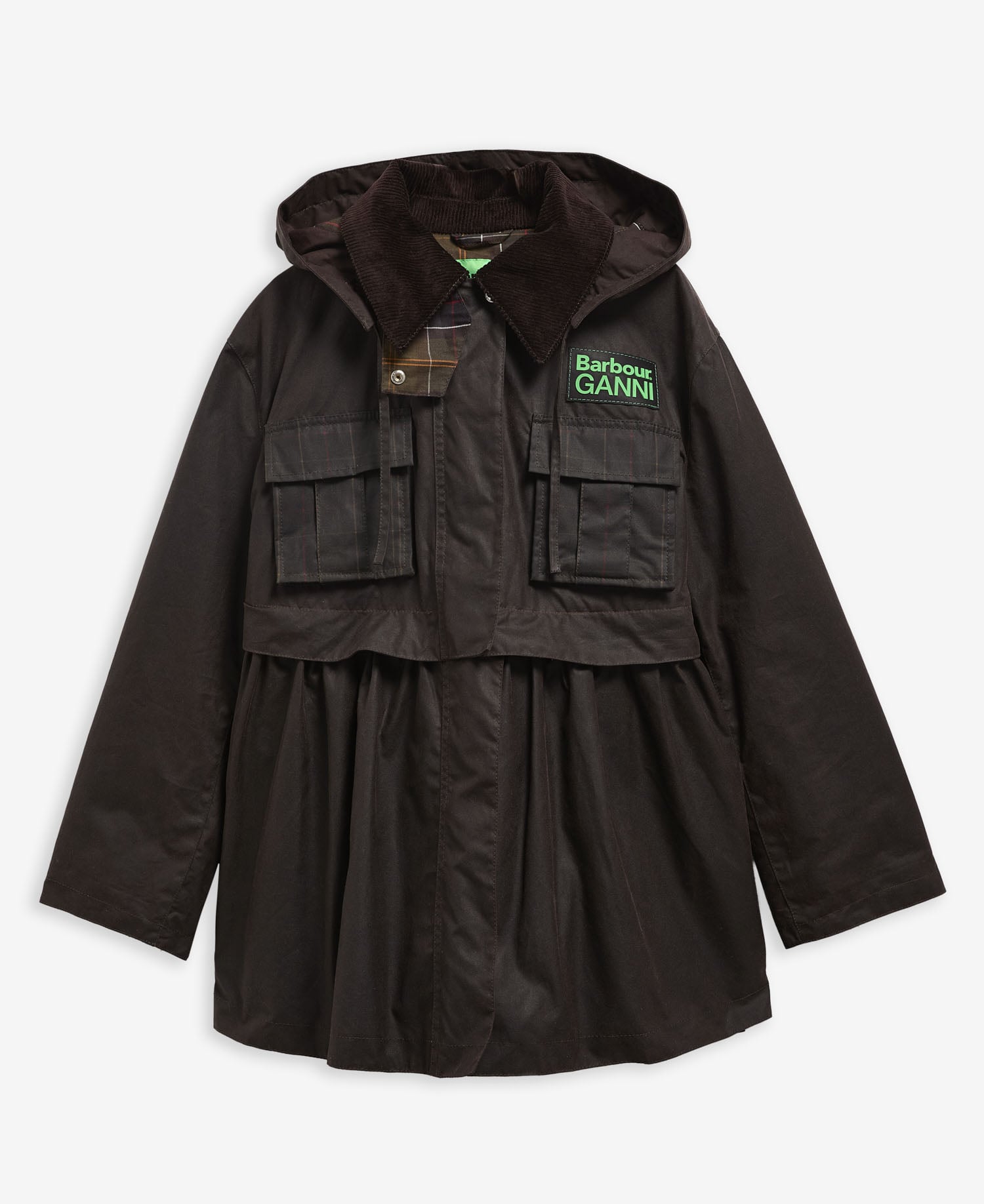 Barbour x GANNI 第四度聯名系列 演繹英倫機能風格