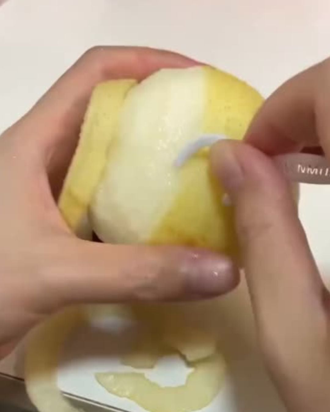 Threads 掀起第一屆《生活智慧王》大賽!12 招看似荒唐卻超實用的妙招,真的跪著看完!